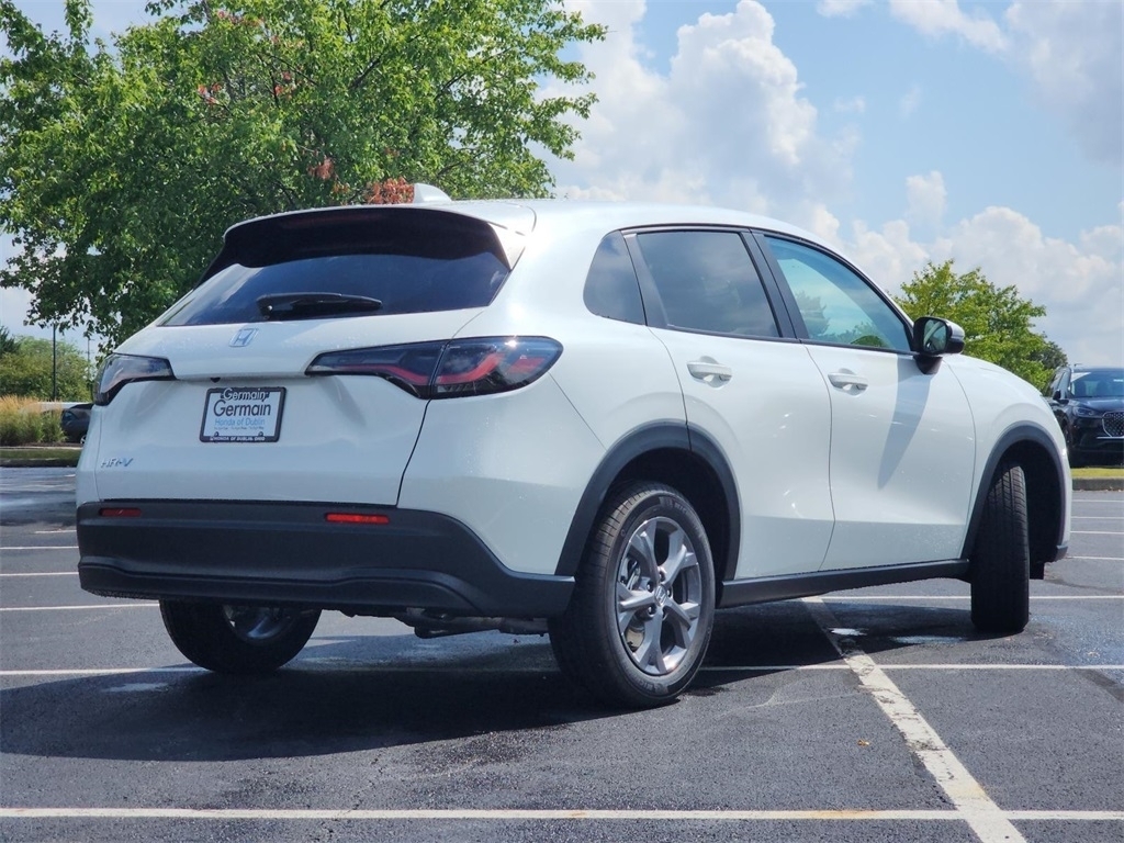 2026 Honda HR-V LX photo 14