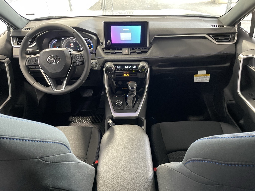 2024 Toyota RAV4 Hybrid SE photo 29