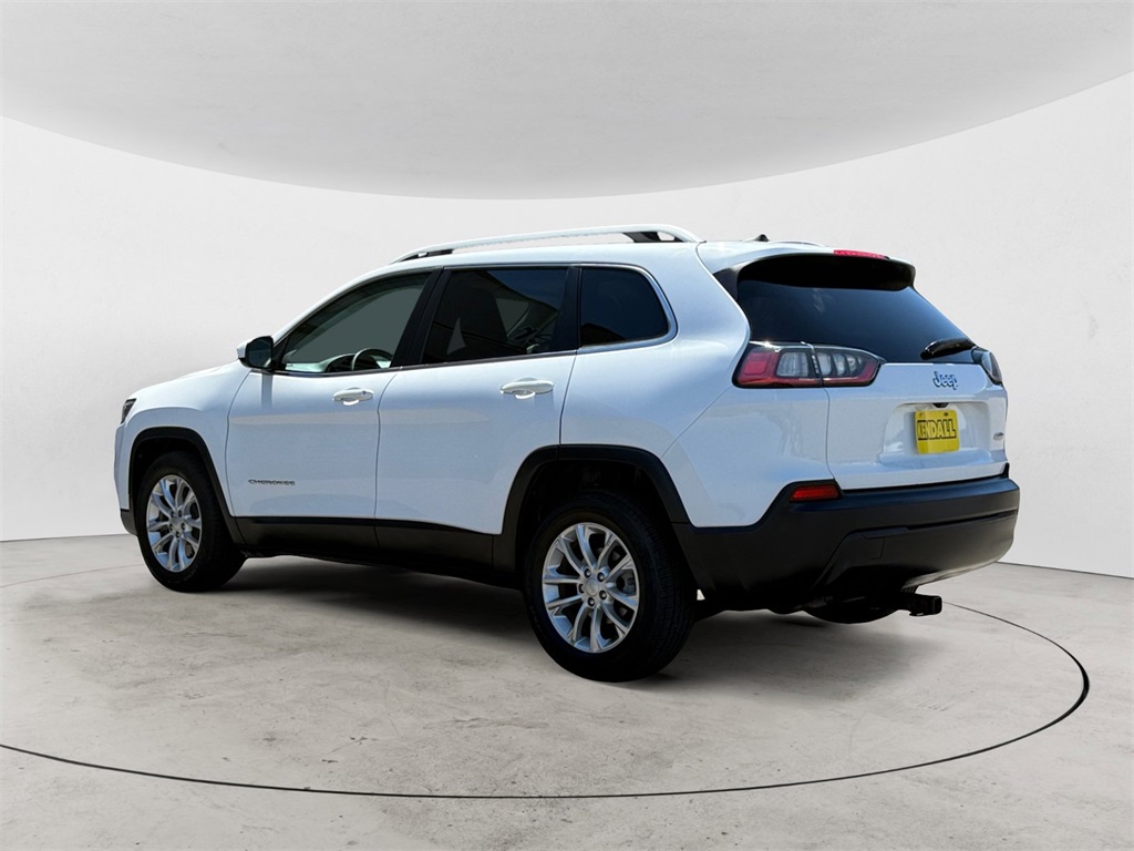 2019 Jeep Cherokee Latitude photo 2
