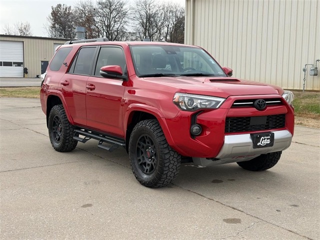 2023 Toyota 4Runner TRD Off-Road Premium's photo