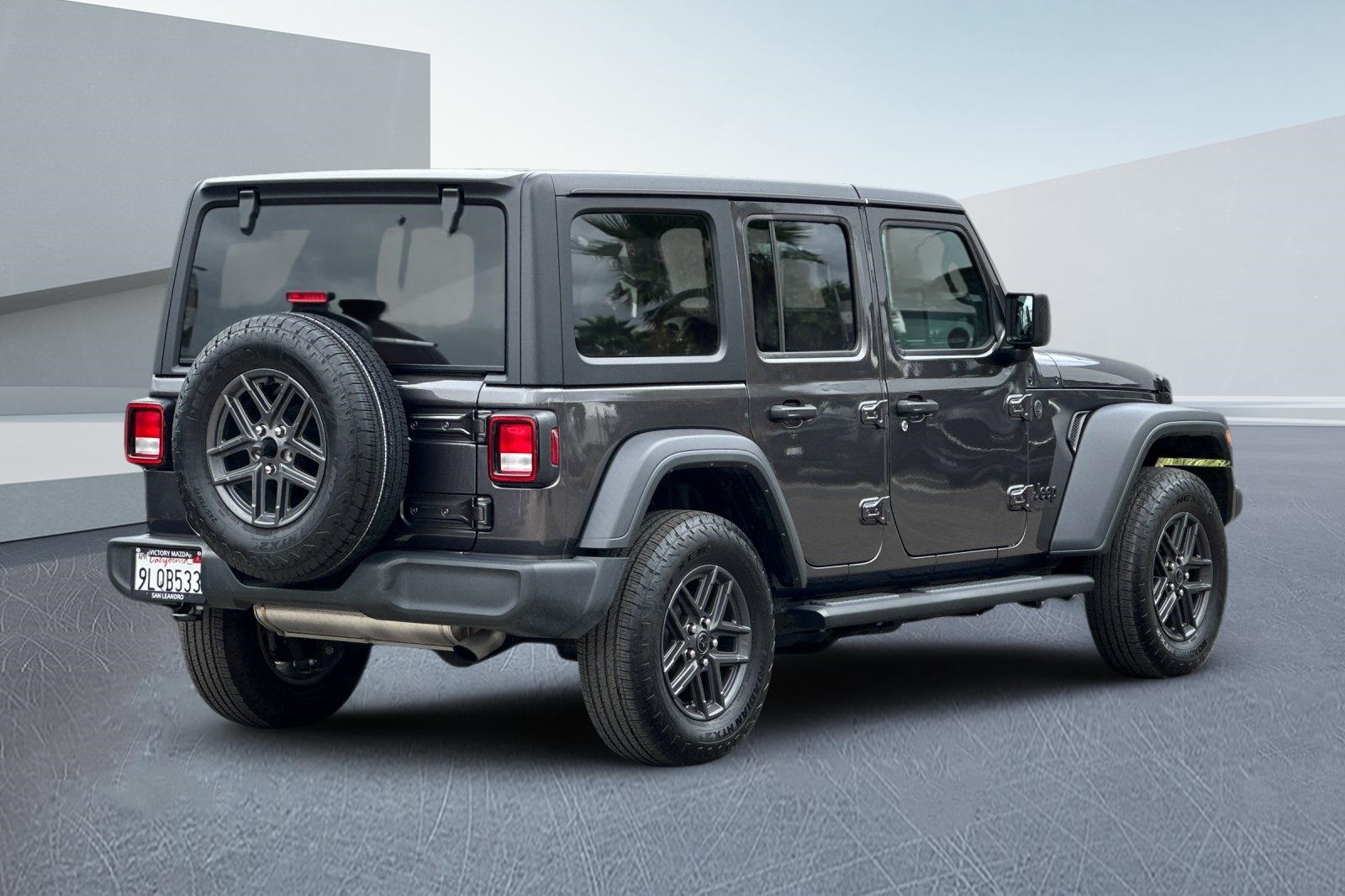 2024 Jeep Wrangler Sport photo 4