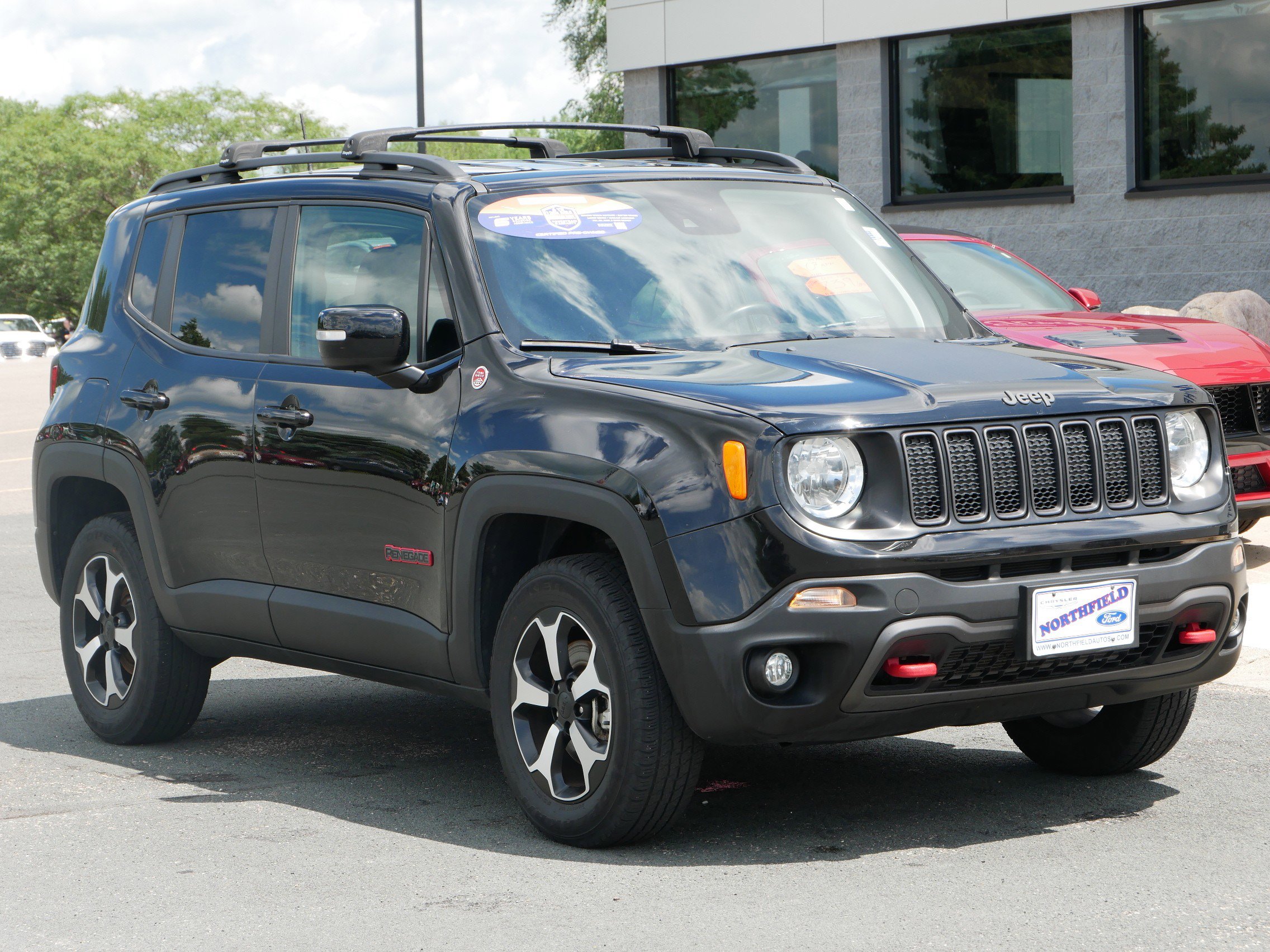 2022 Jeep Renegade Trailhawk photo 2