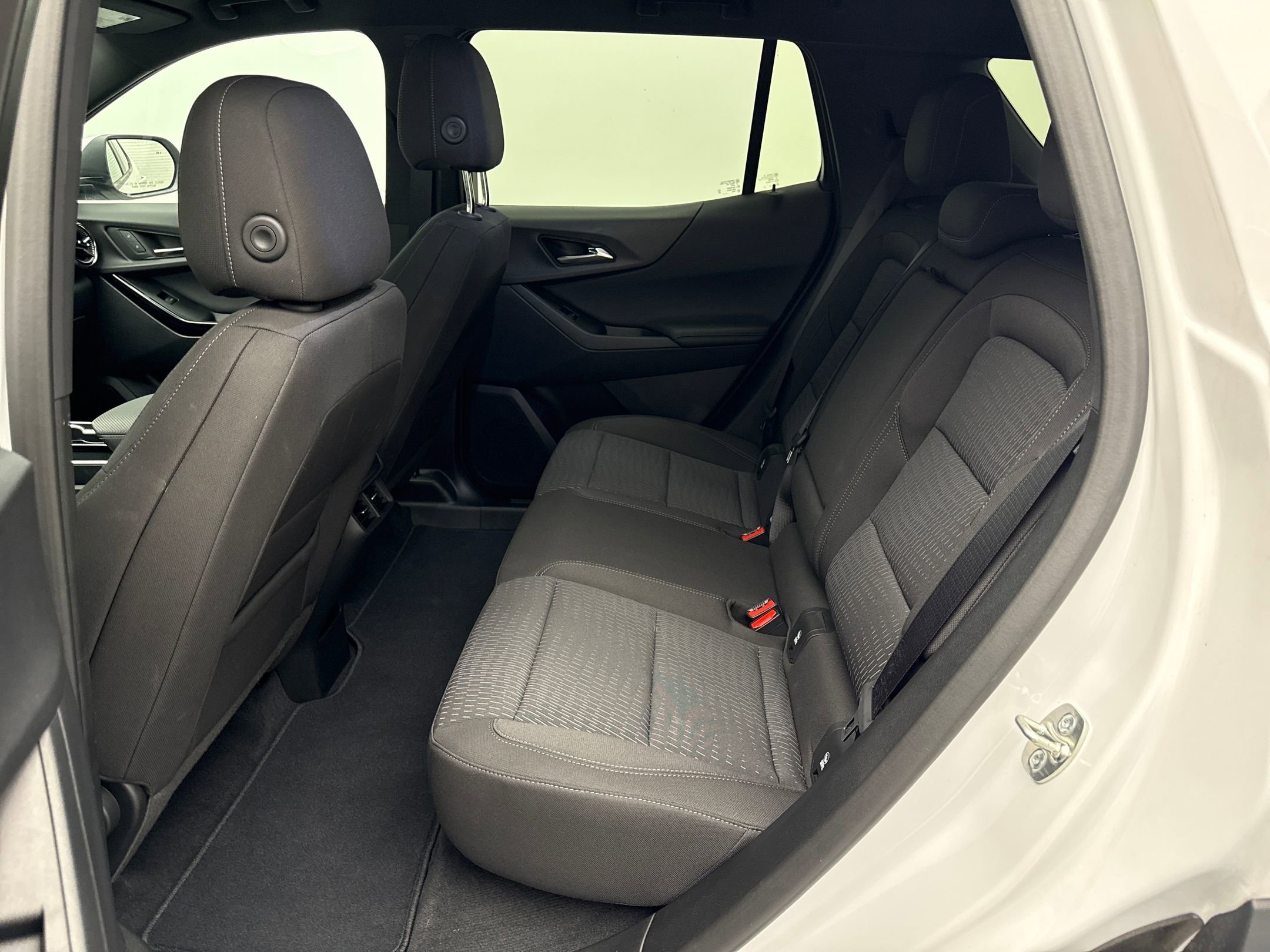 2025 Chevrolet Equinox LT photo 13