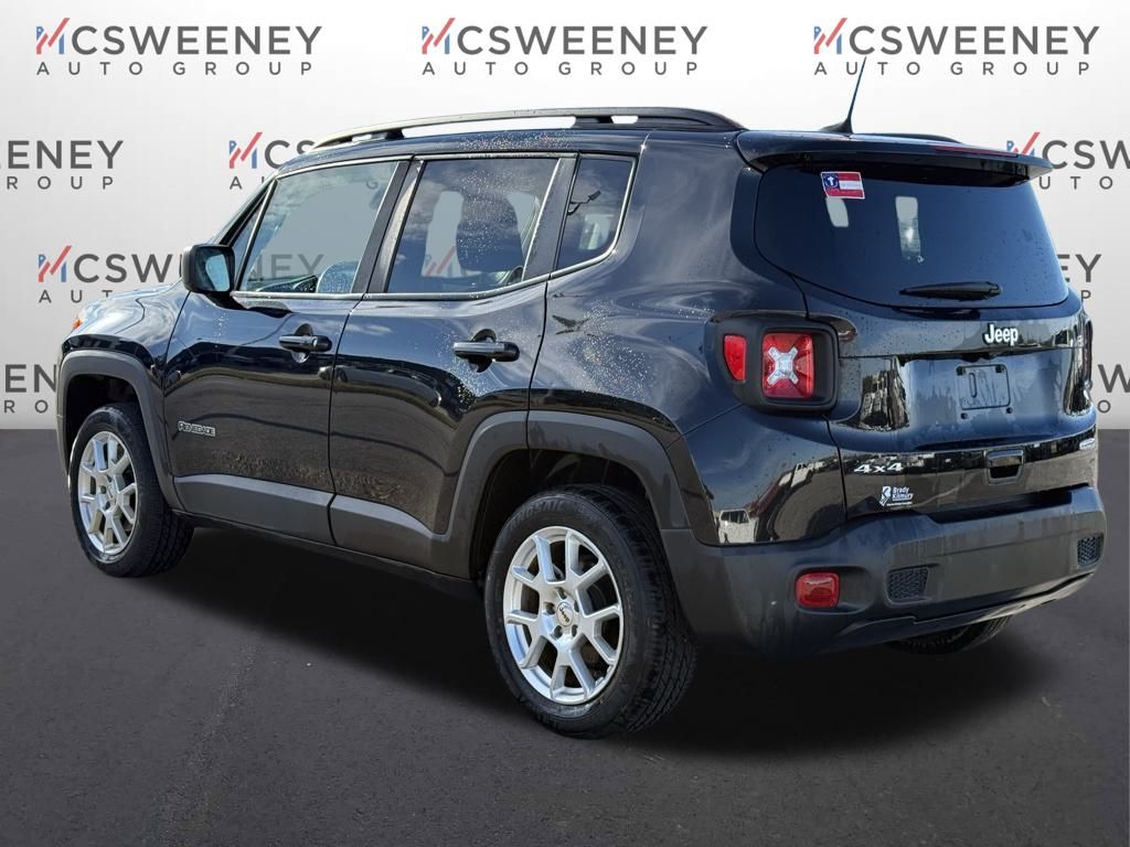 2022 Jeep Renegade Latitude photo 3
