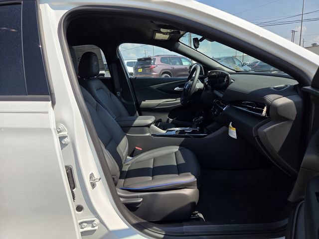 2025 Buick Envista ST photo 35