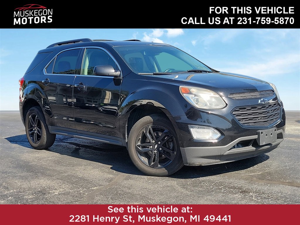 2017 Chevrolet Equinox LT photo 2