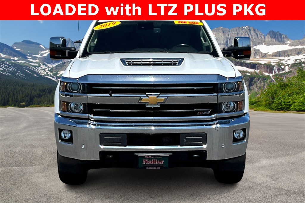 2019 Chevrolet Silverado 2500HD LTZ photo 3