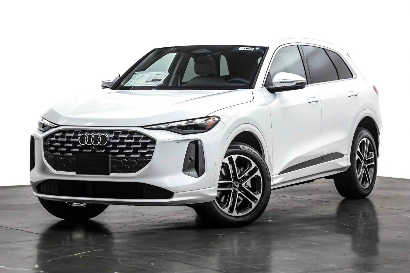 2025 Audi New Q5 Premium's photo