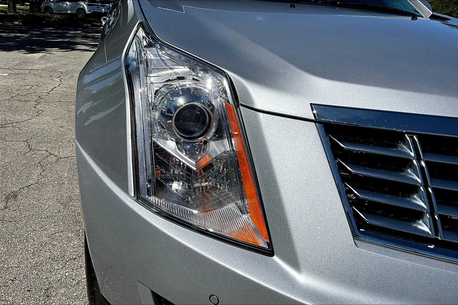 2015 Cadillac SRX Performance photo 27