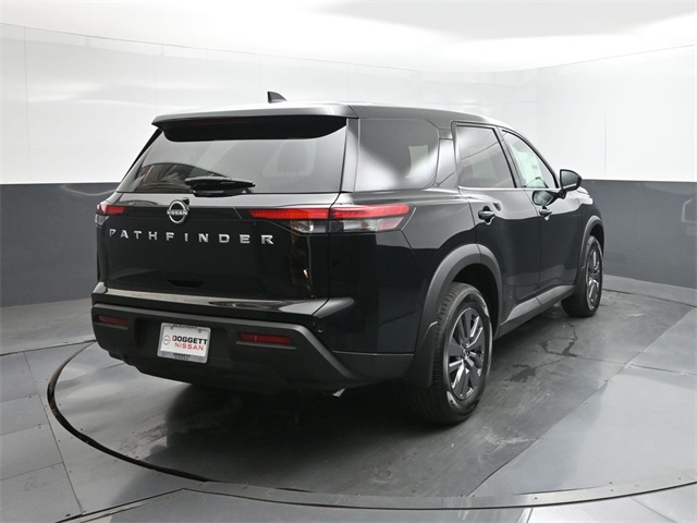 2025 Nissan Pathfinder S photo 11