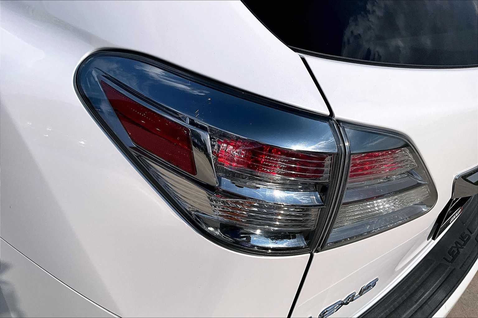2010 Lexus RX 350 photo 23
