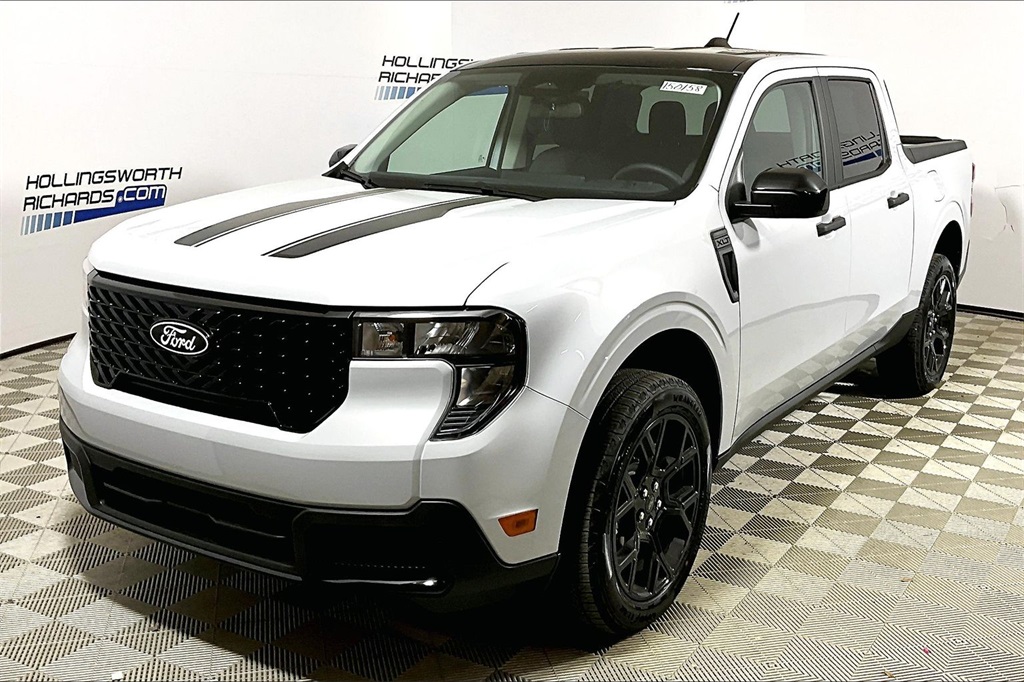 2025 Ford Maverick XLT's photo