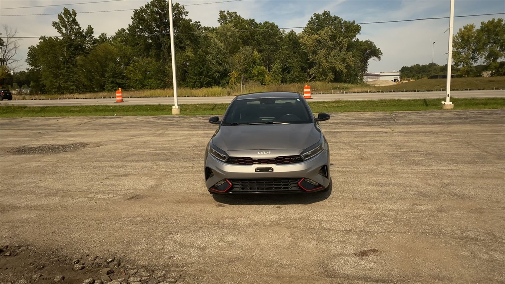 2022 Kia Forte GT photo 3
