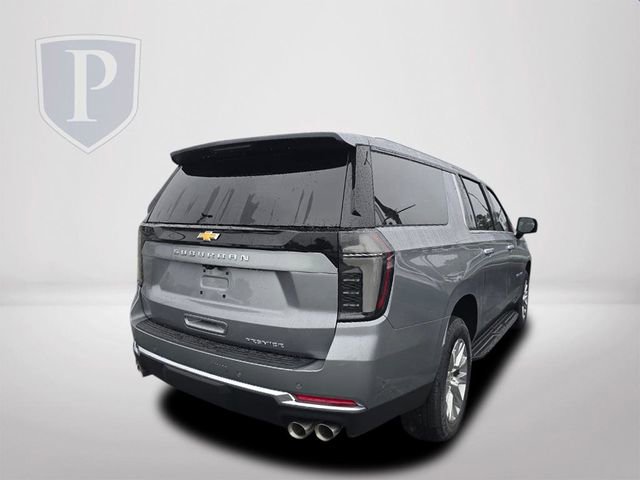 2025 Chevrolet Suburban Premier photo 3