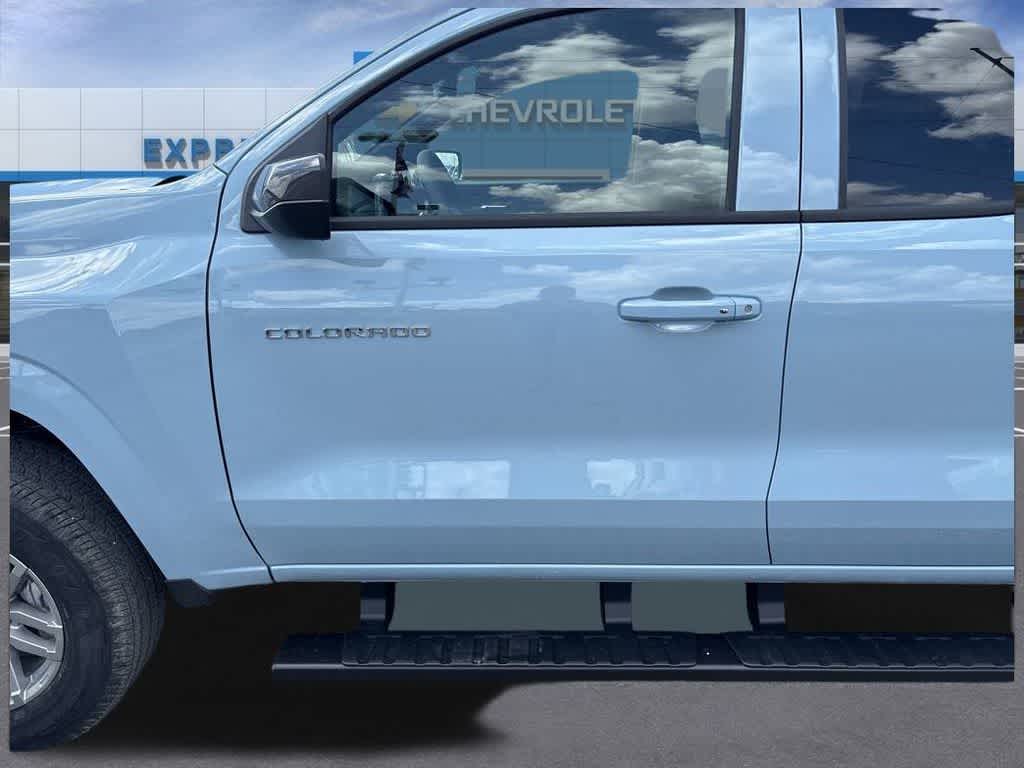 2026 Chevrolet Colorado LT photo 11