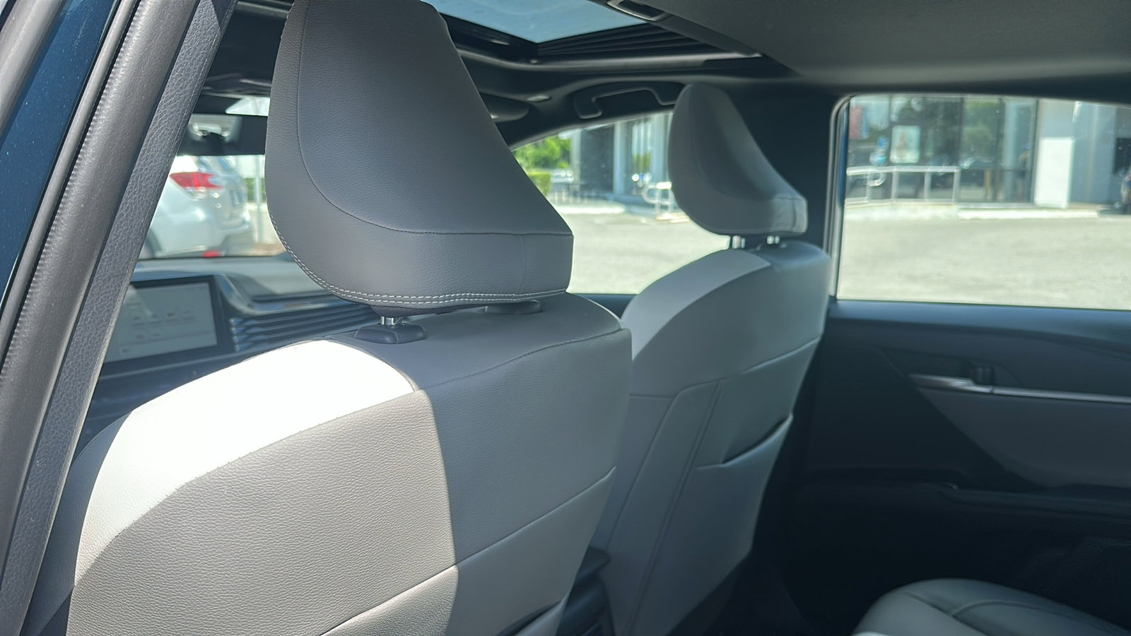 2025 Toyota Camry XLE photo 18