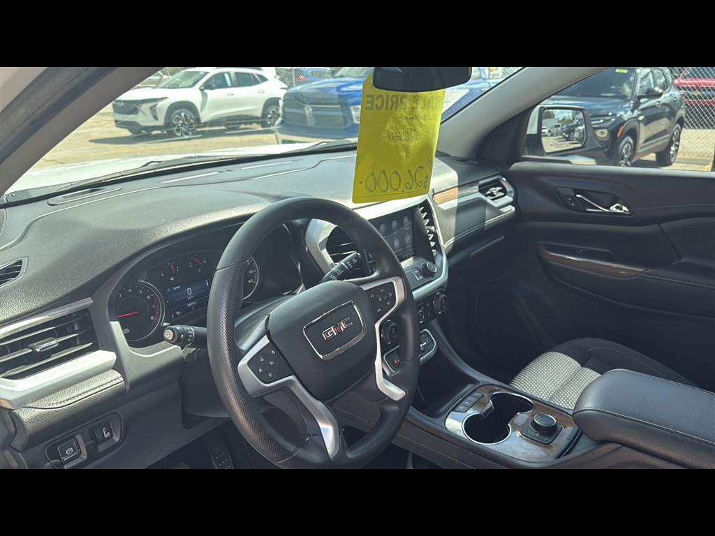 2023 Gmc Acadia SLE photo 9