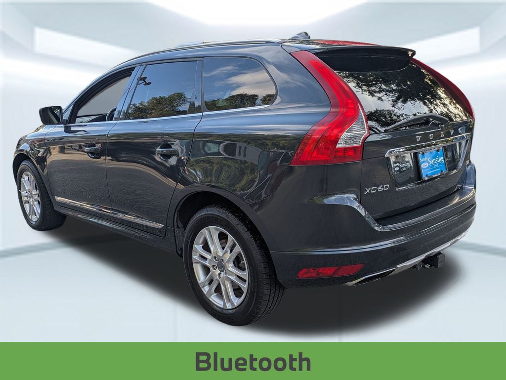 2015 Volvo XC60 T5 Premier photo 3