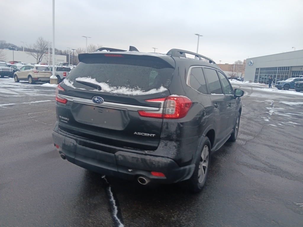 2024 Subaru Ascent Premium photo 4