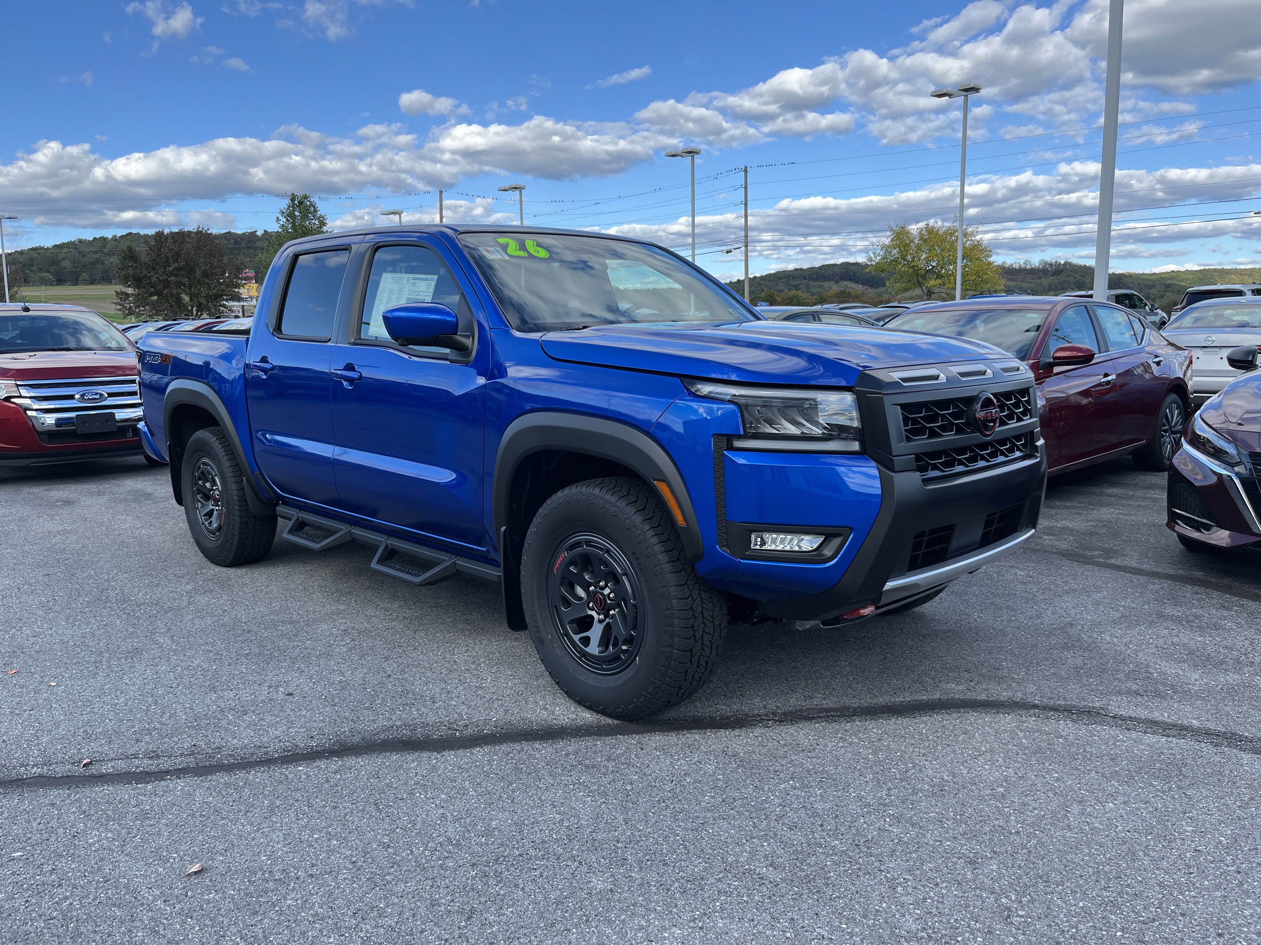 2026 Nissan Frontier PRO-4X's photo