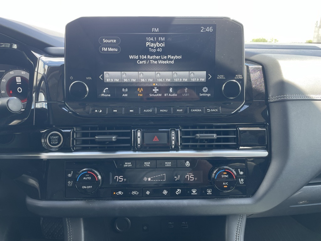 2022 Nissan Pathfinder Platinum photo 15