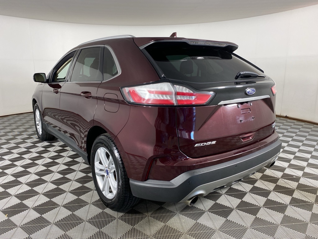 2019 Ford Edge SEL photo 10