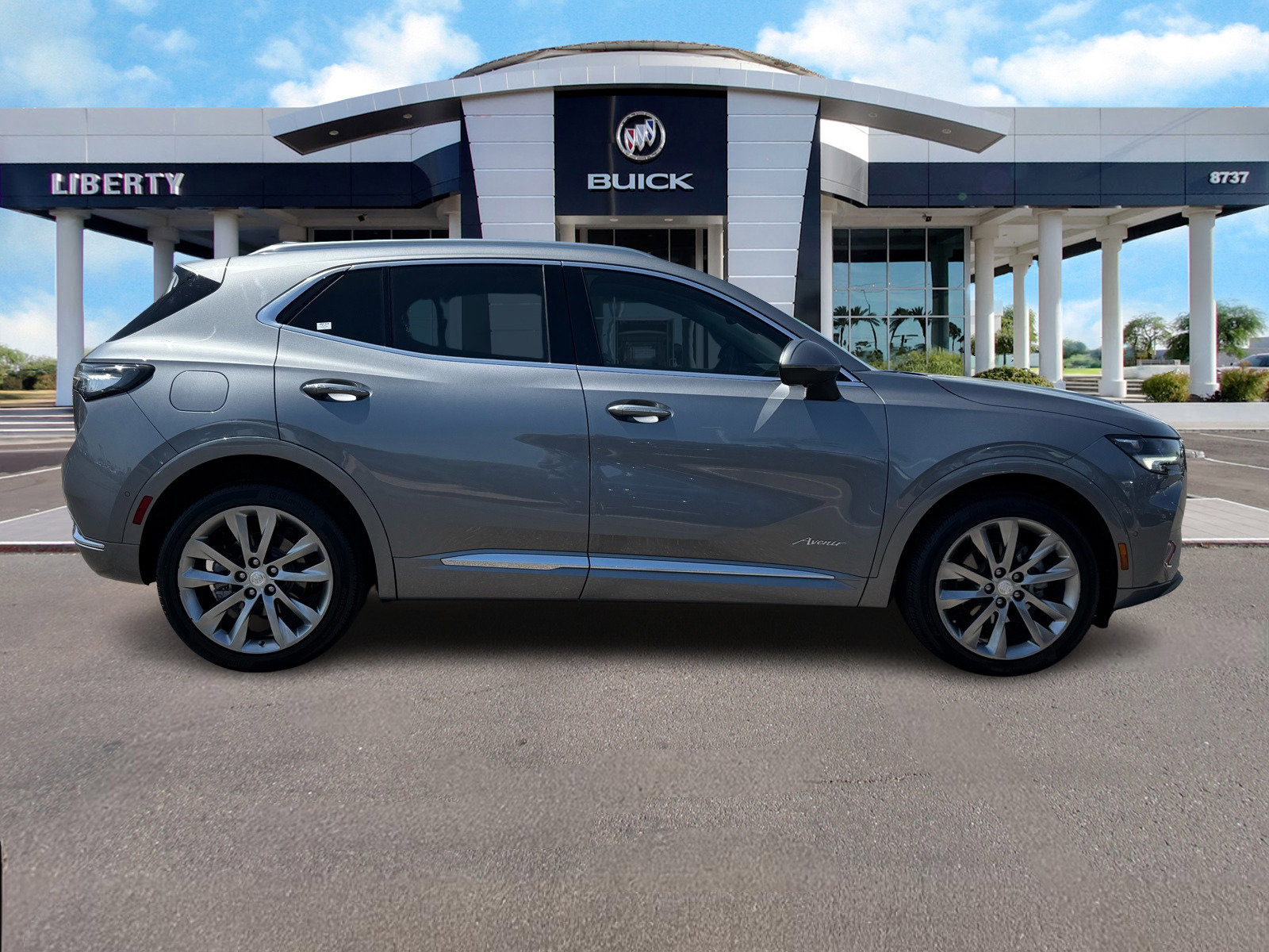 2021 Buick Envision Avenir photo 2