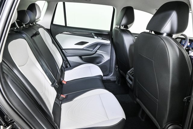 2025 Volkswagen Tiguan SE photo 21