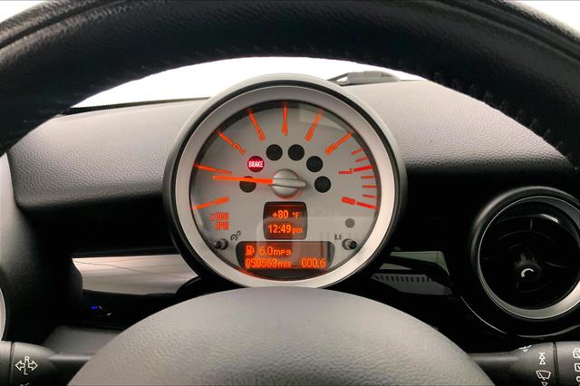 2010 Mini Cooper S photo 18