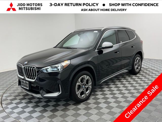 2024 BMW X1 28i's photo