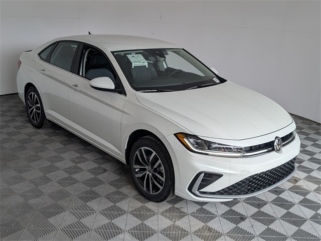 2025 Volkswagen Jetta 1.5T SE photo 2