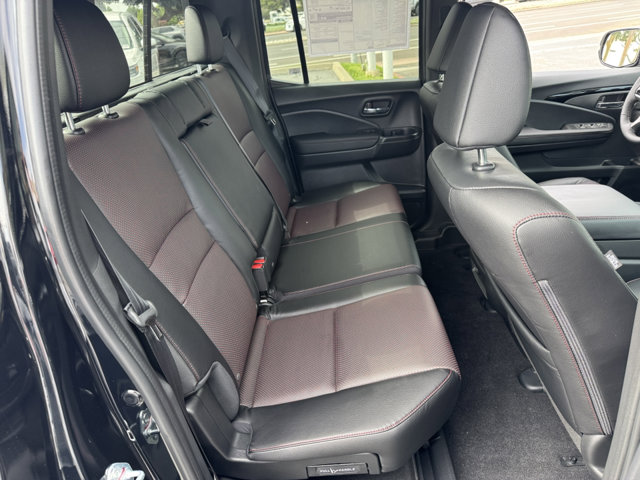 2026 Honda Ridgeline Black Edition photo 2