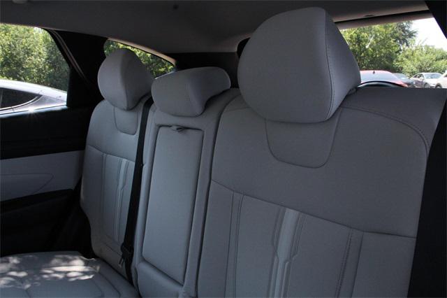 2026 Hyundai Tucson SEL photo 13