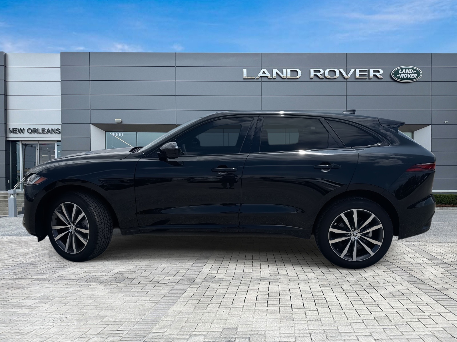 2026 Jaguar F-PACE P250 R-Dynamic S photo 2