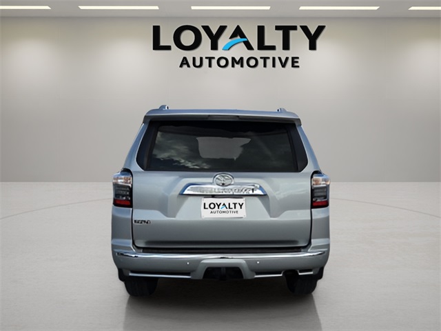 2023 Toyota 4Runner Limited photo 3