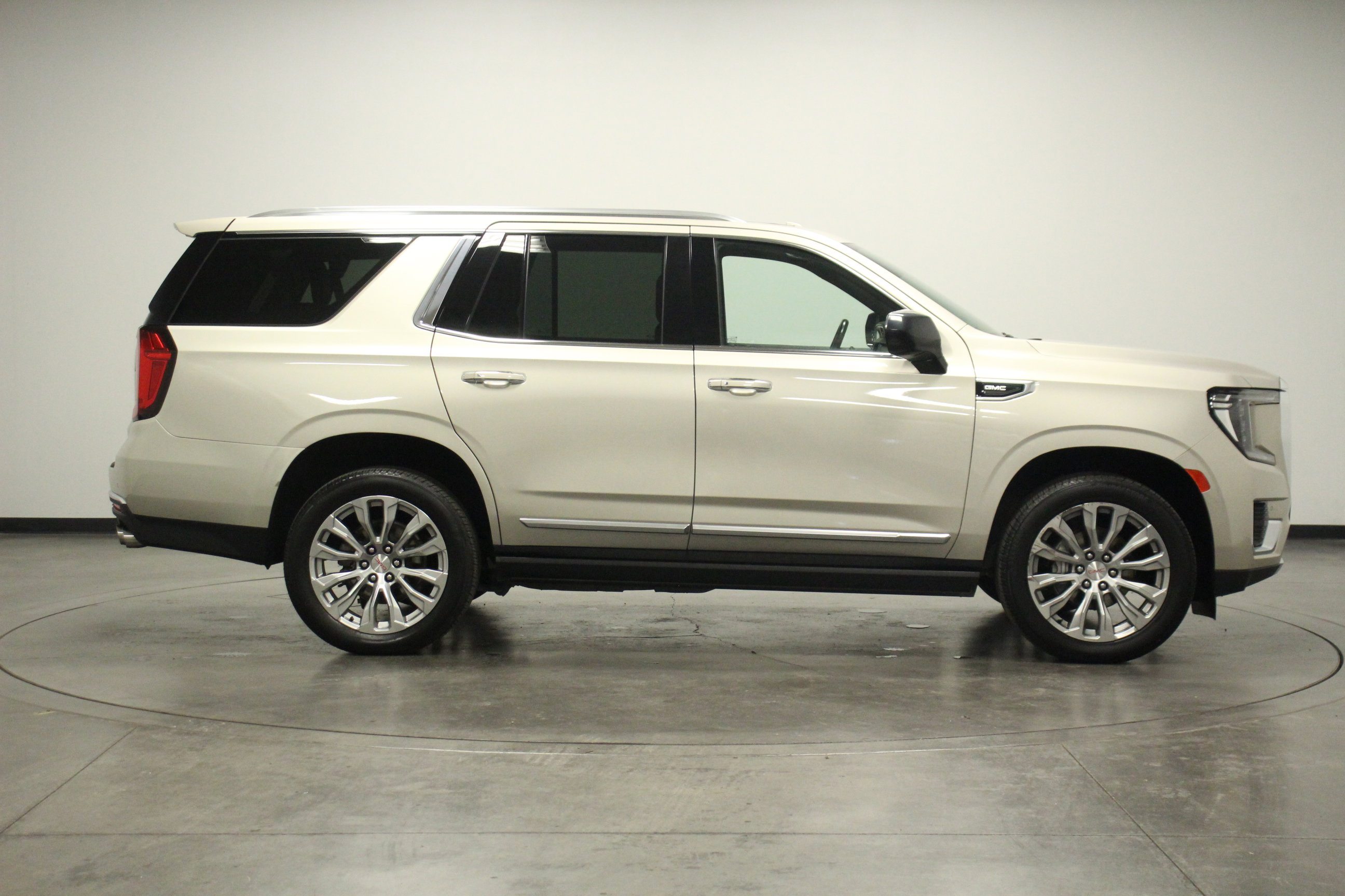 2022 Gmc Yukon Denali photo 8