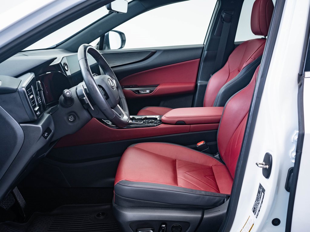 2023 Lexus NX 350 Luxury photo 4