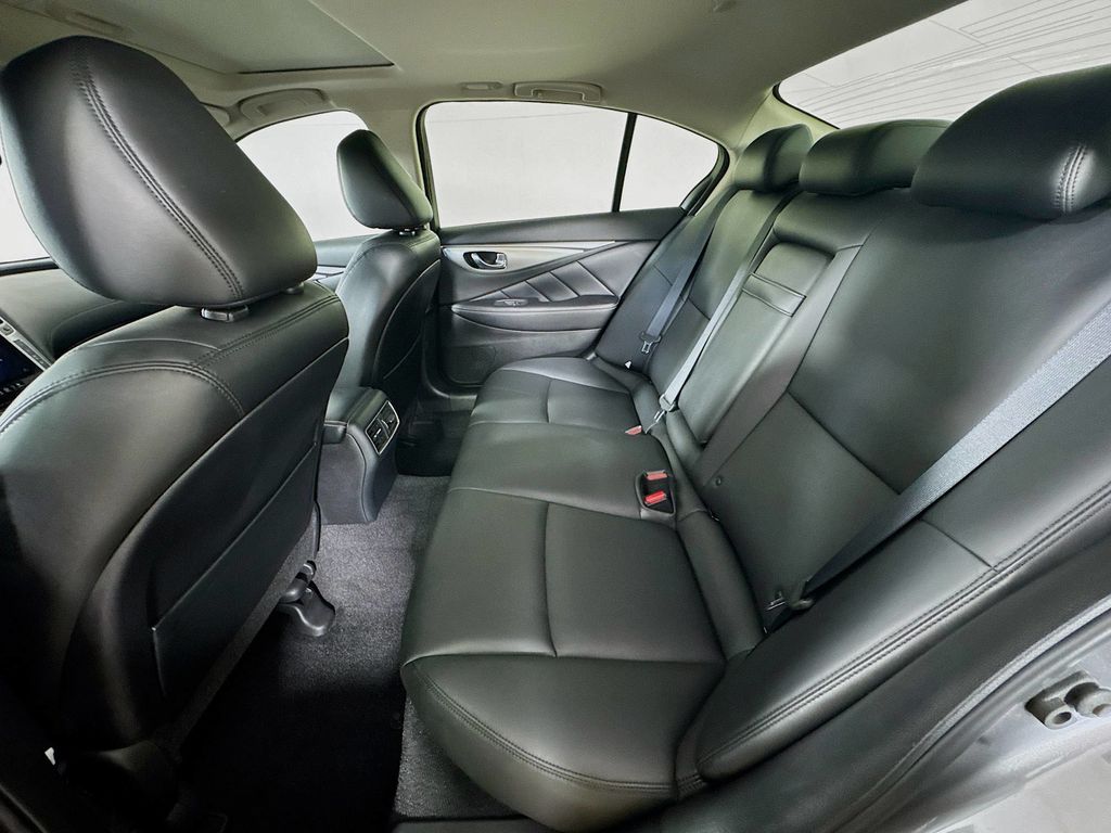 2020 Infiniti Q50 3.0t LUXE photo 28