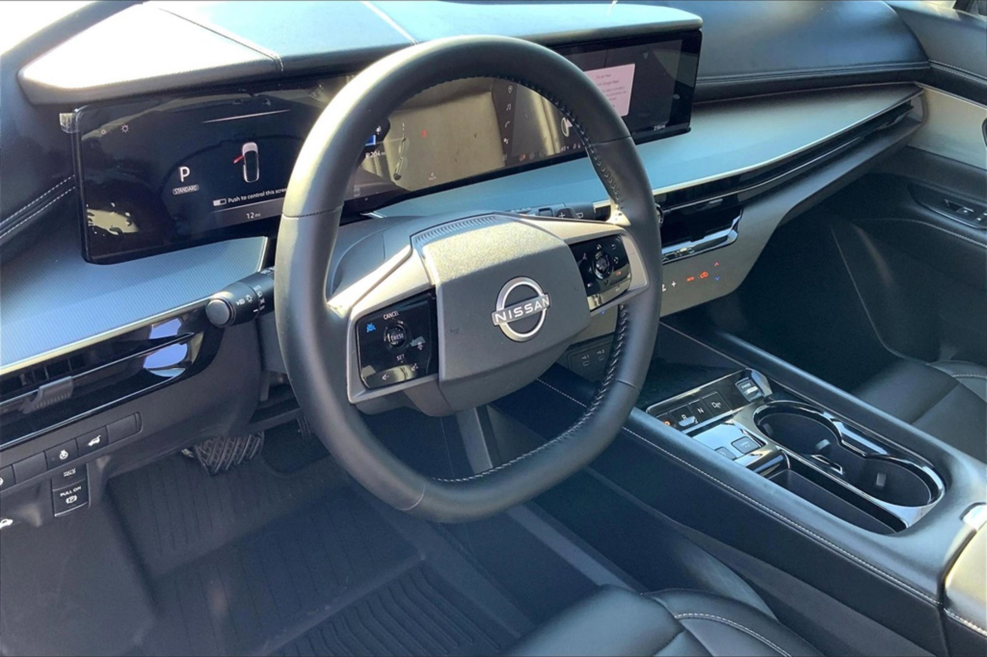 2025 Nissan Murano SL photo 6