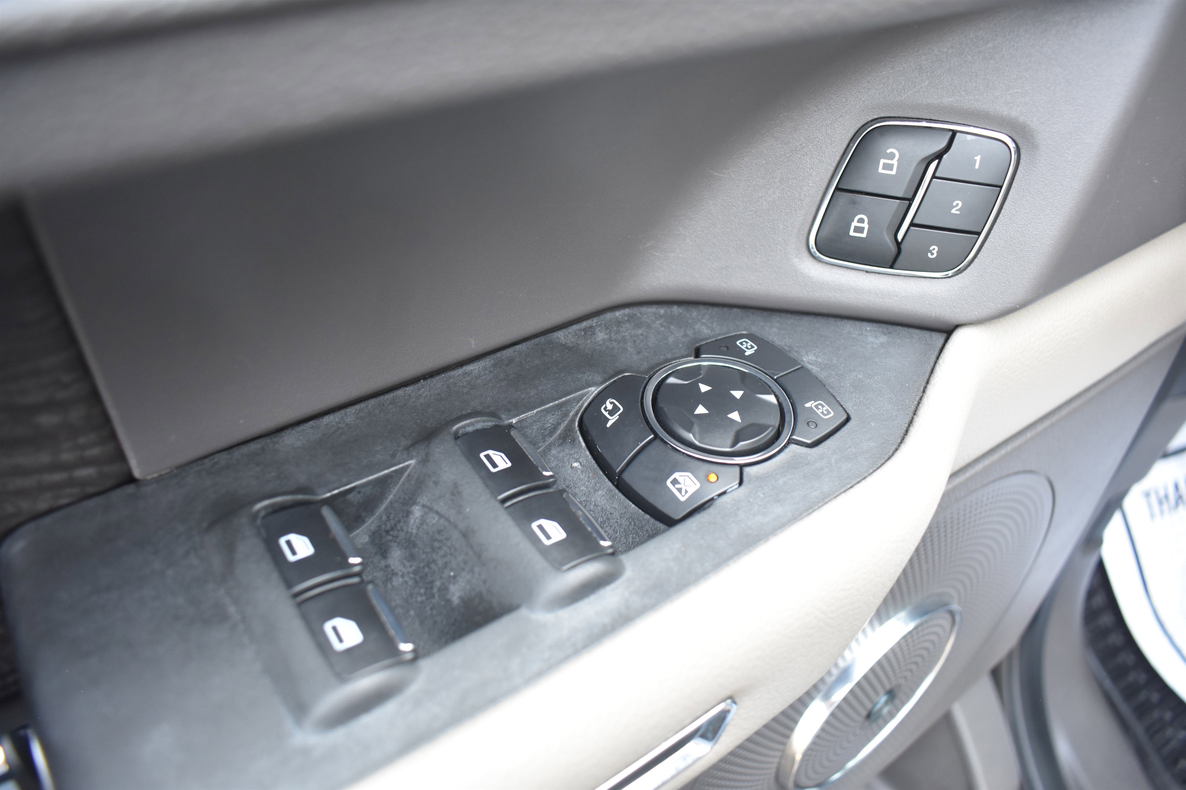 2020 Ford Expedition Limited photo 7
