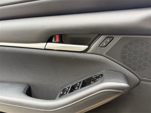 2022 Mazda Mazda3 2.5 s photo 17
