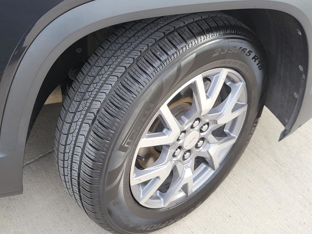 2020 Gmc Acadia SLT photo 6