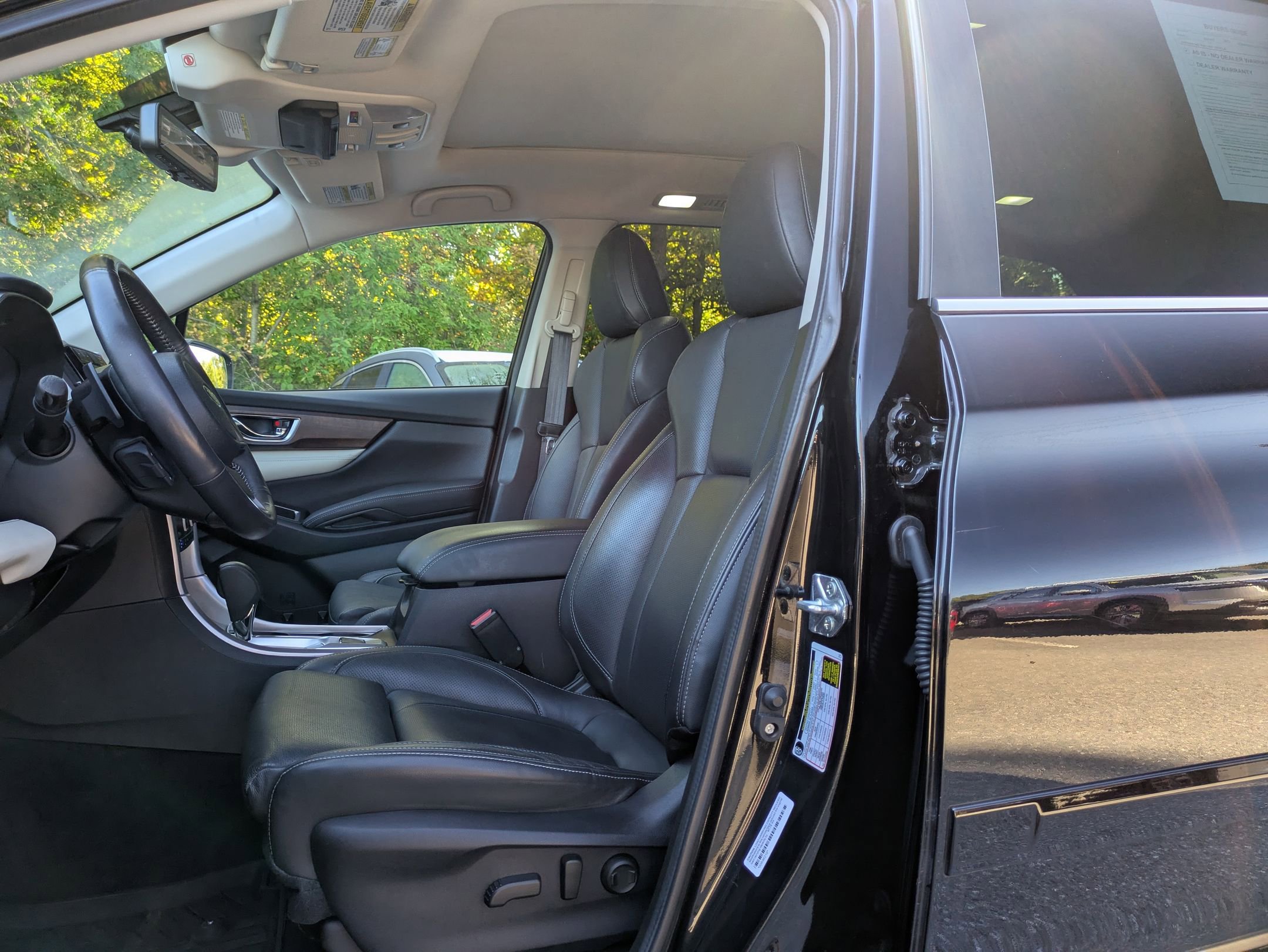 2022 Subaru Ascent Touring photo 12