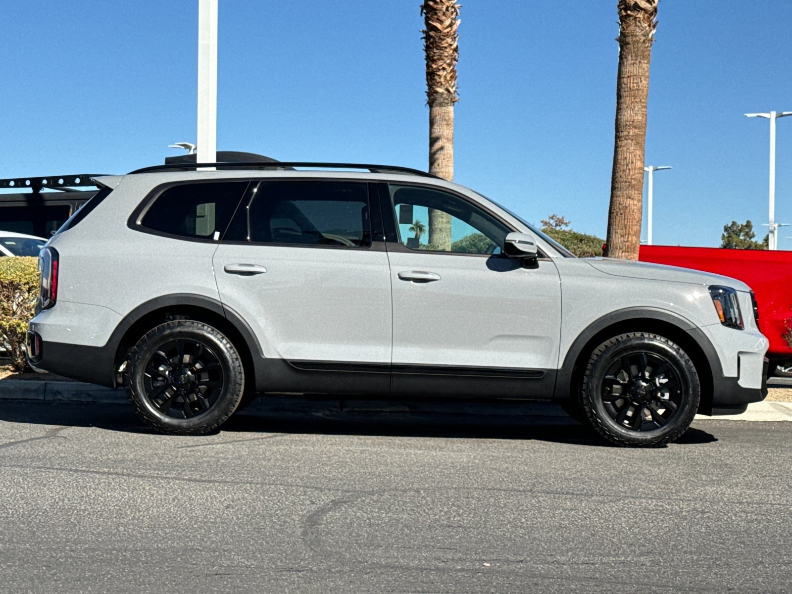 2025 Kia Telluride SX X-Line photo 2