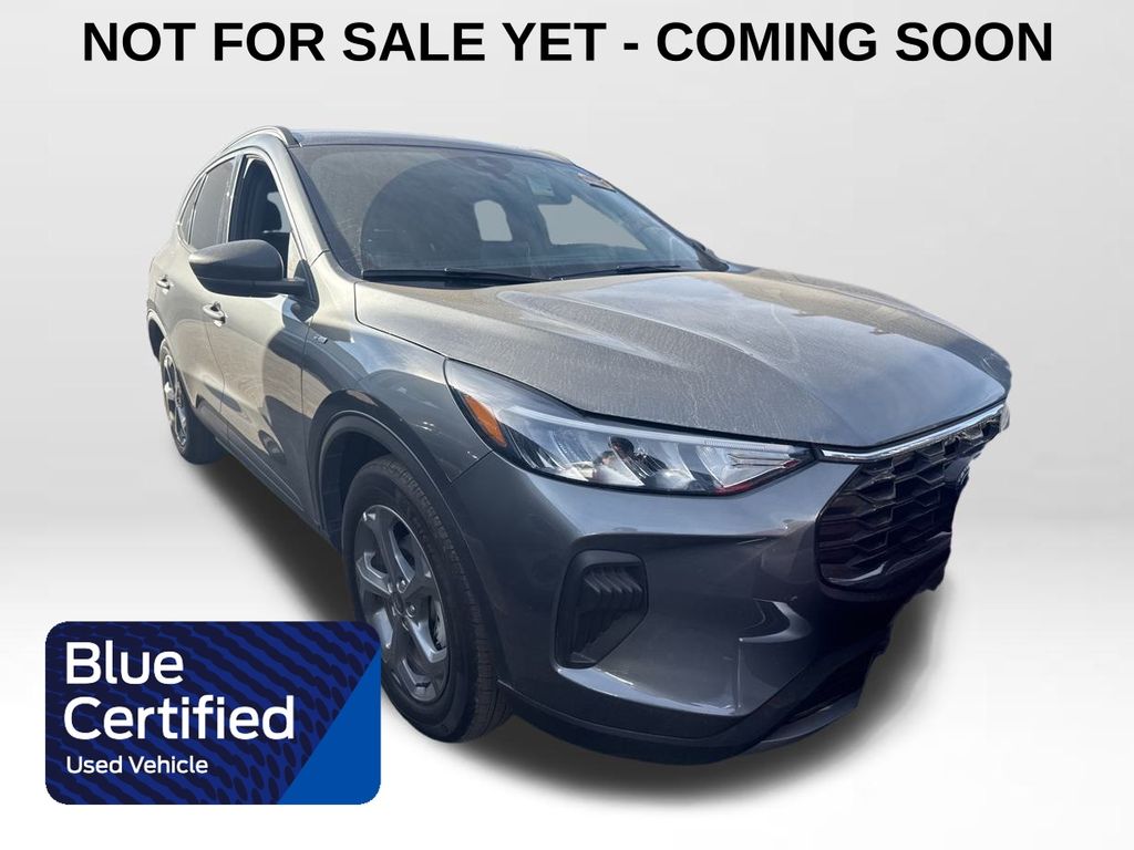 2025 Ford Escape ST-Line's photo
