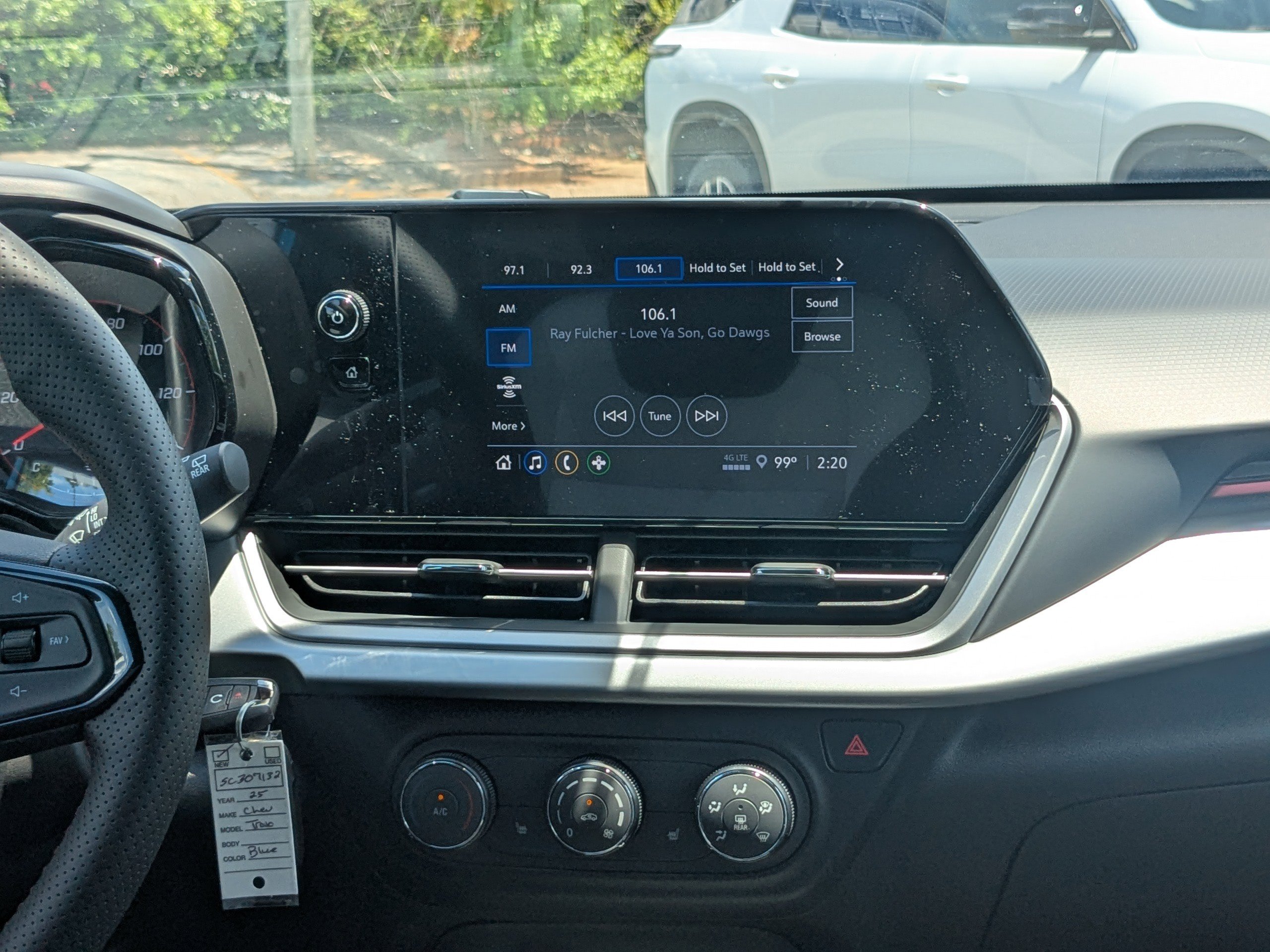 2025 Chevrolet Trax photo 18
