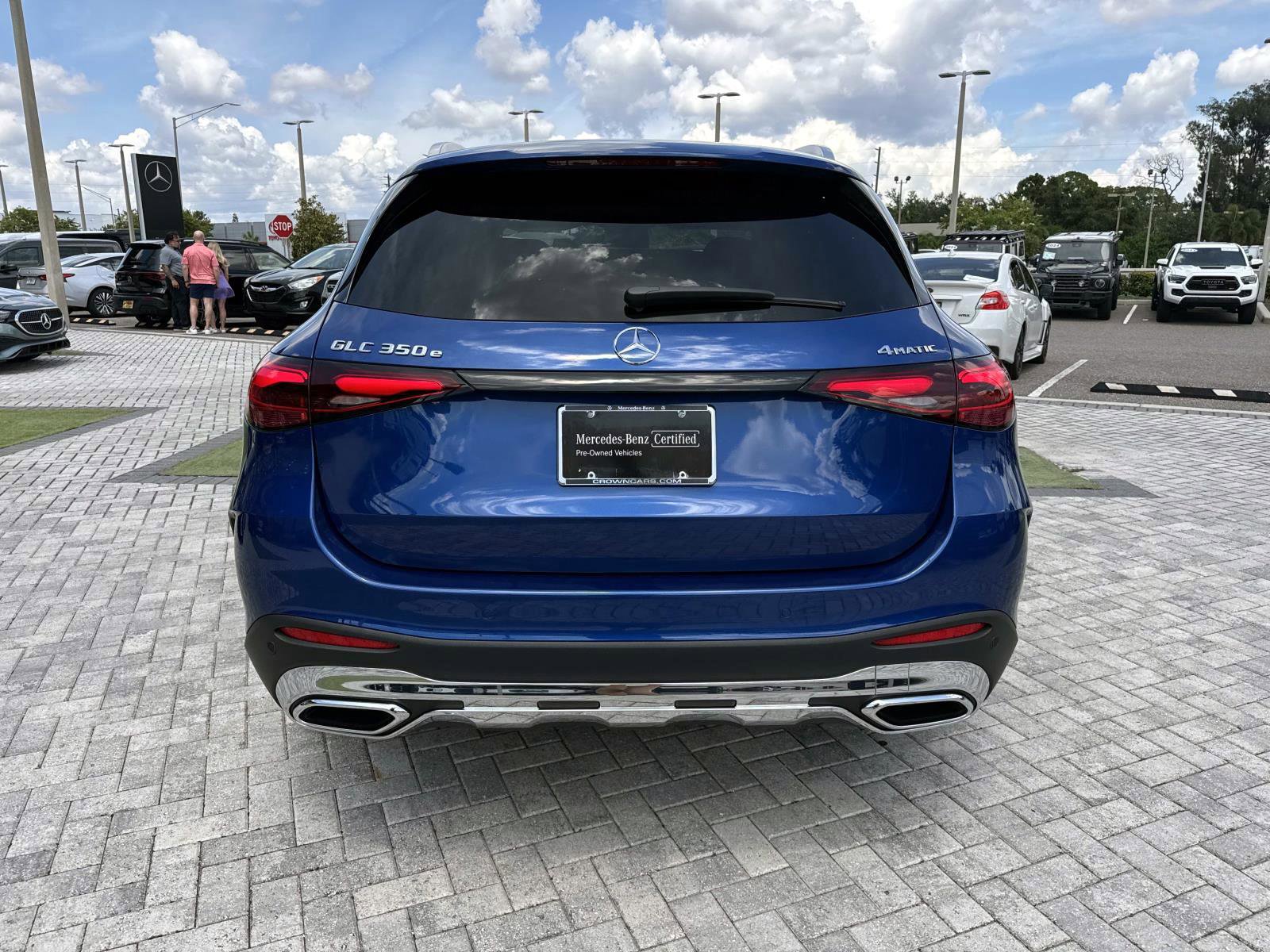 2025 Mercedes Benz GLC 350e 4MATIC photo 4