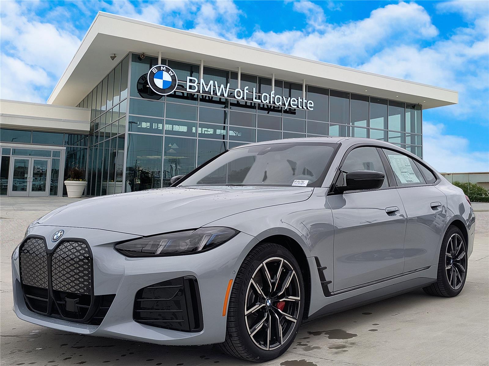 2025 BMW i4 40's photo