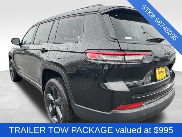 2025 Jeep Grand Cherokee Limited photo 4