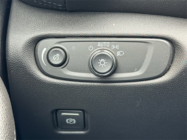 2022 Chevrolet Blazer 2LT photo 39